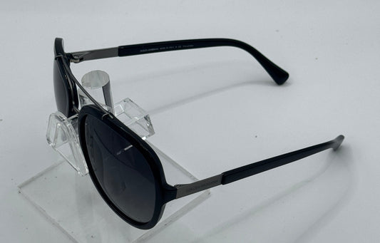 Dolce & Gabbana DG4218S Pilot Sunglasses in Grey Gradient / Black, front view