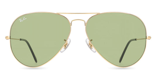 Ray-Ban RB3025 Aviator Sunglasses in Green/Arista Gold, front view
