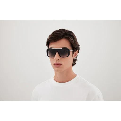 Alexander McQueen AM0492S Aviator Sunglasses in Gradient Grey Lenses With Shiny Black Frame, detail view