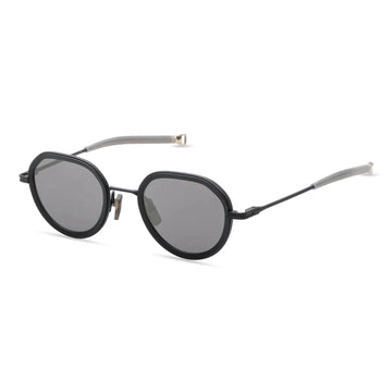 SOLID GRAY POLARIZED LENSES WITH BLACK MATTE FRAME