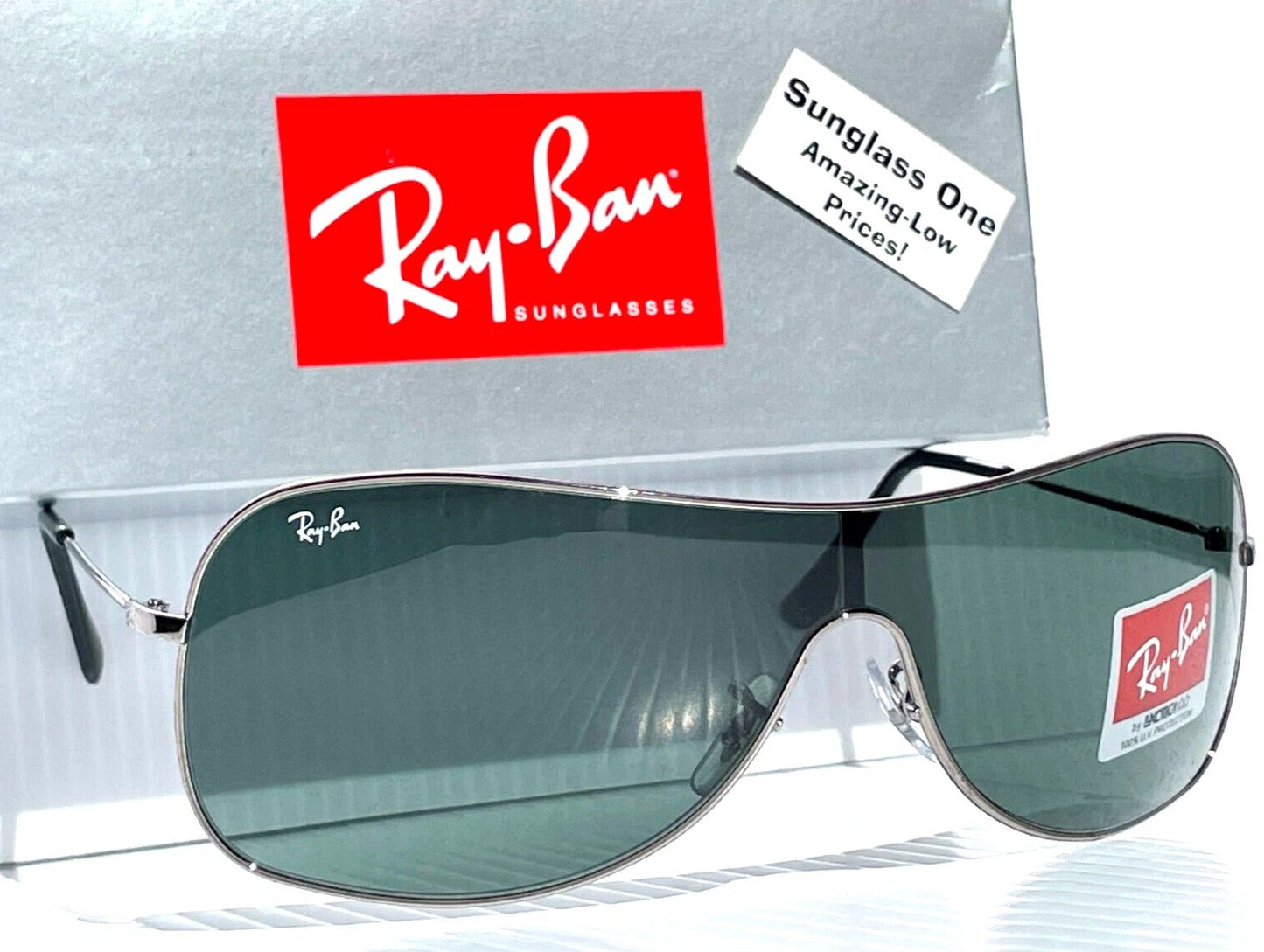 Ray-Ban RB3211 Geometric Sunglasses in Green / Chrome, front view